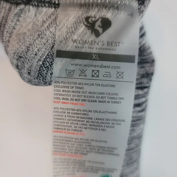 Women's Best Gray Leggings - Picture 7 of 7